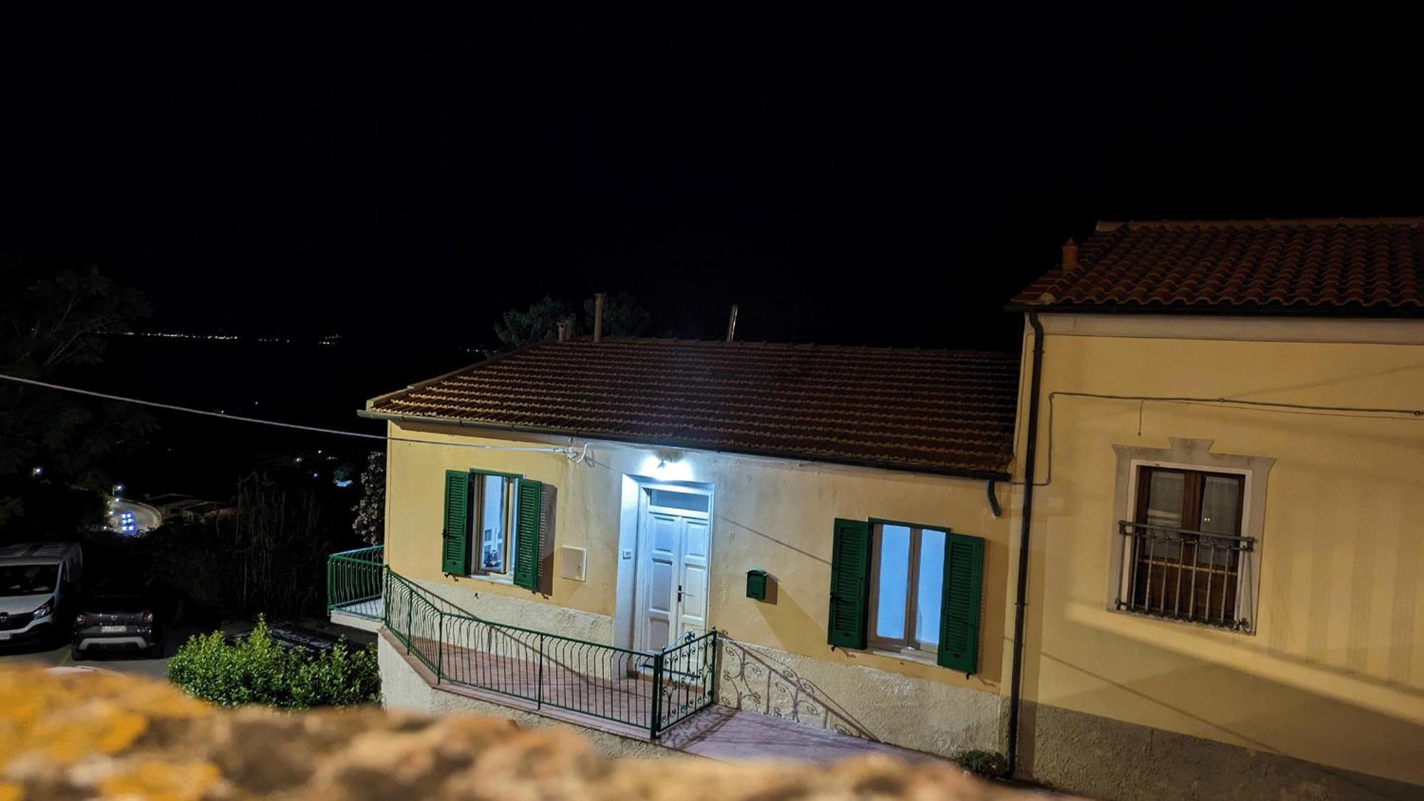 Casa Maddi Casa Vacanze Con Vista Mare Vicinissima Al Centro Каполивери Екстериор снимка