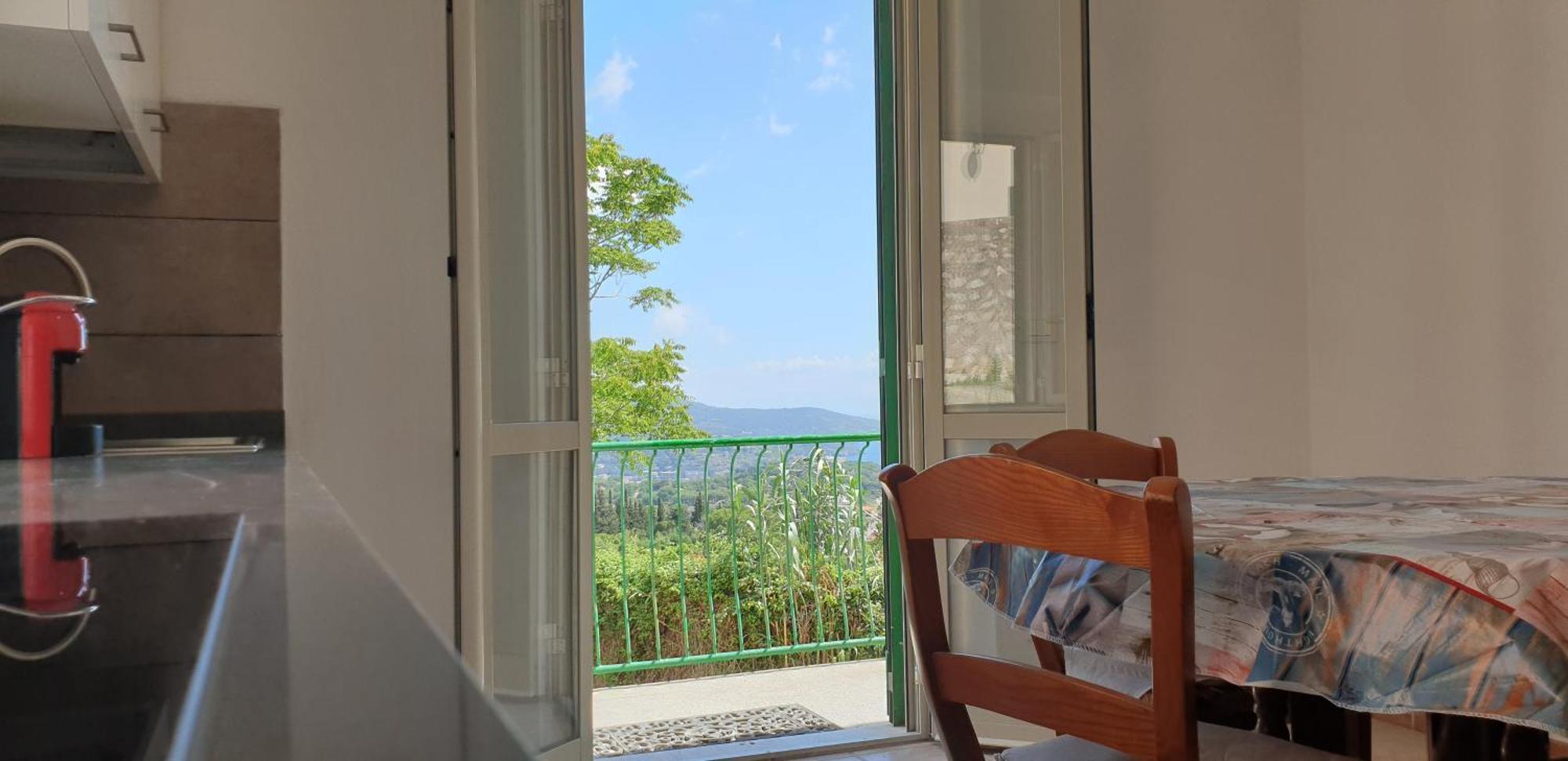 Casa Maddi Casa Vacanze Con Vista Mare Vicinissima Al Centro Каполивери Екстериор снимка